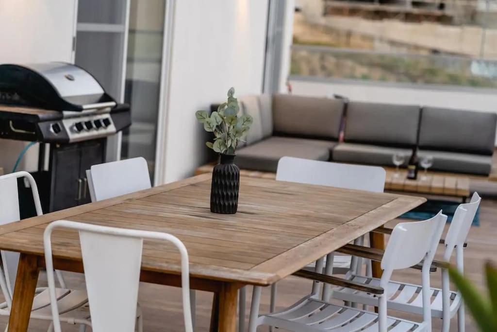 Luxurious & Stylish Penthouse With Private Pool Appartement Msida Buitenkant foto
